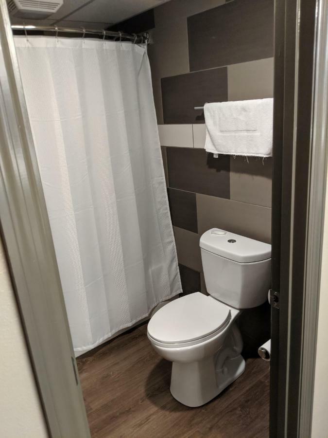 Riverside Tower Pigeon Forge Extérieur photo