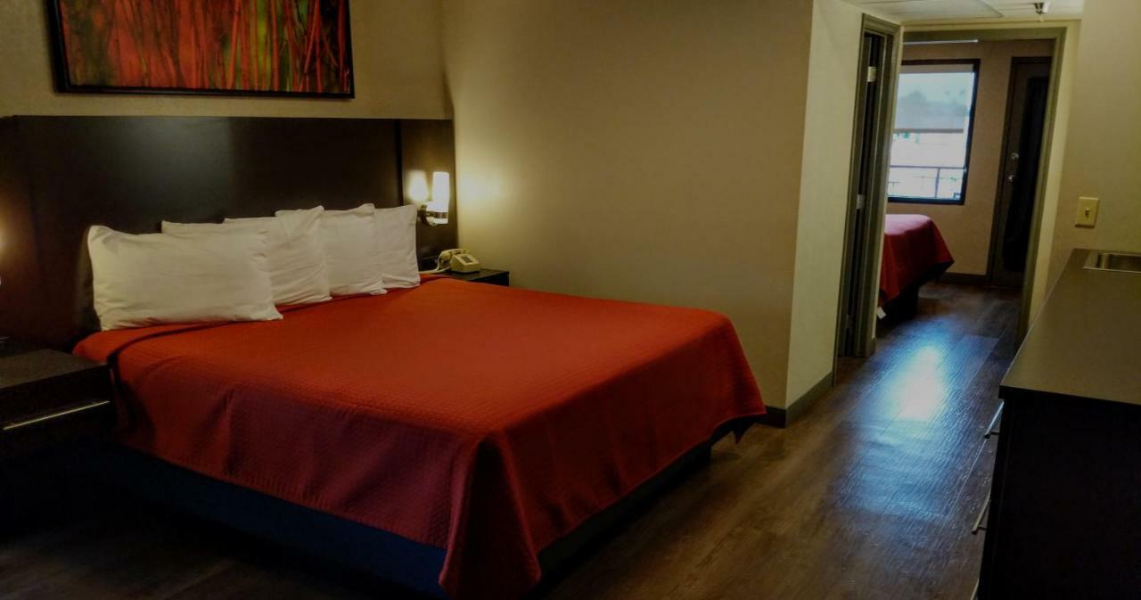 Riverside Tower Pigeon Forge Extérieur photo