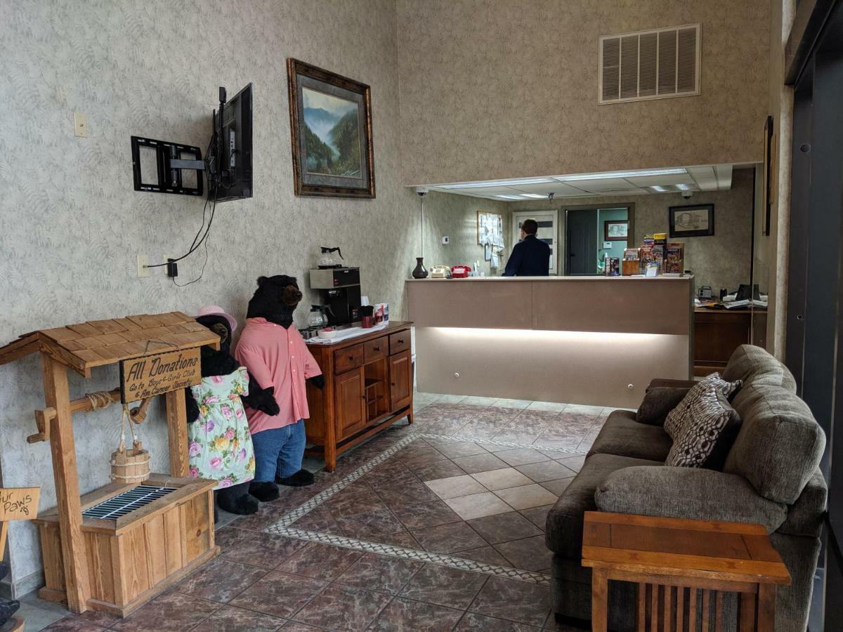 Riverside Tower Pigeon Forge Extérieur photo