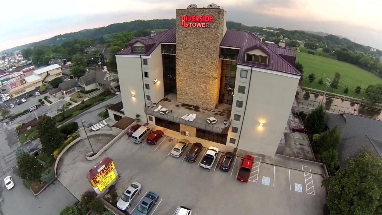 Riverside Tower Pigeon Forge Extérieur photo